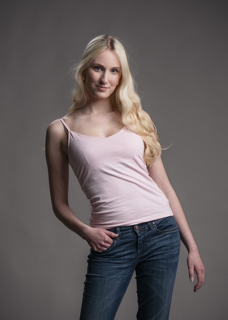 Anni P